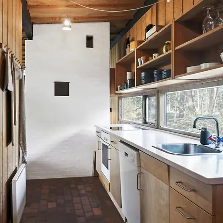 Authentic Friis & Moltke House In Lundo's Nature Højslev