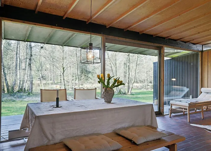 Authentic Friis & Moltke House In Lundo's Nature Feriehus *