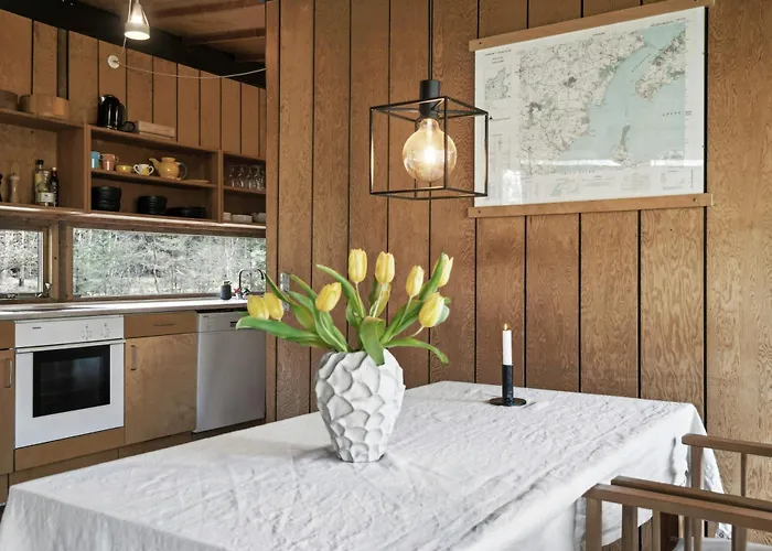 Authentic Friis & Moltke House In Lundo's Nature Feriehus *